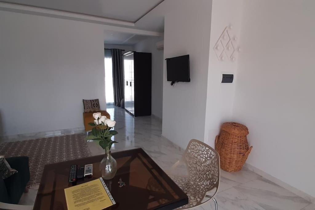 Leo Haute Standing Appartment S1 Center Ville Monastir Bagian luar foto